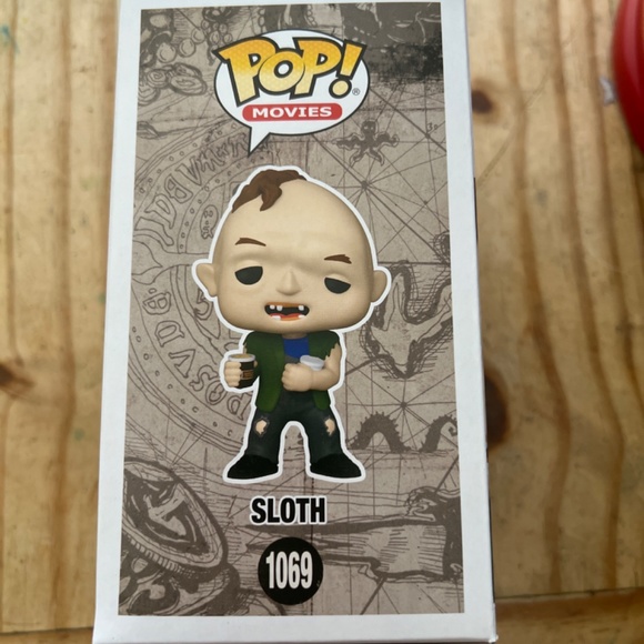 Sloth (Goonies) Walmart Exclusive Funko Pop - Picture 4 of 4